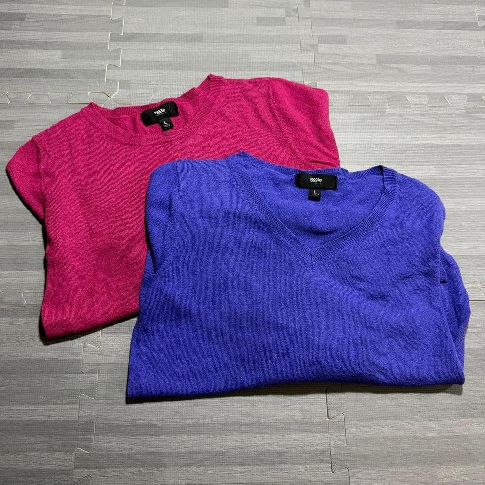 Mossimo Pink Crew Neck Purple V Neck Long Sleeve Knit Pullover Sweater Set 2 Pk
